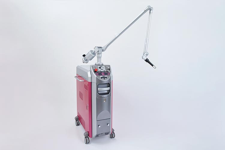 Qスイッチルビーレーザー