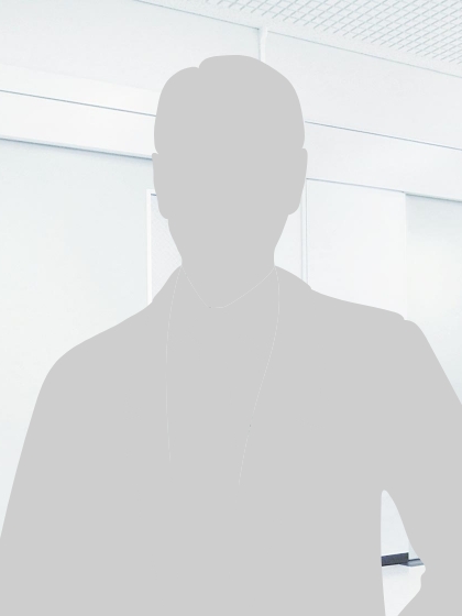 院長 新美 陽介